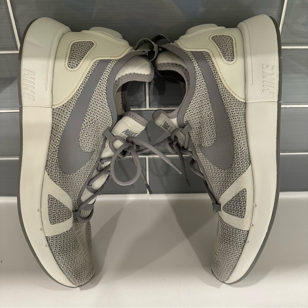 Nike Duel Racer Men’s Shoes - Picture 8 of 11
